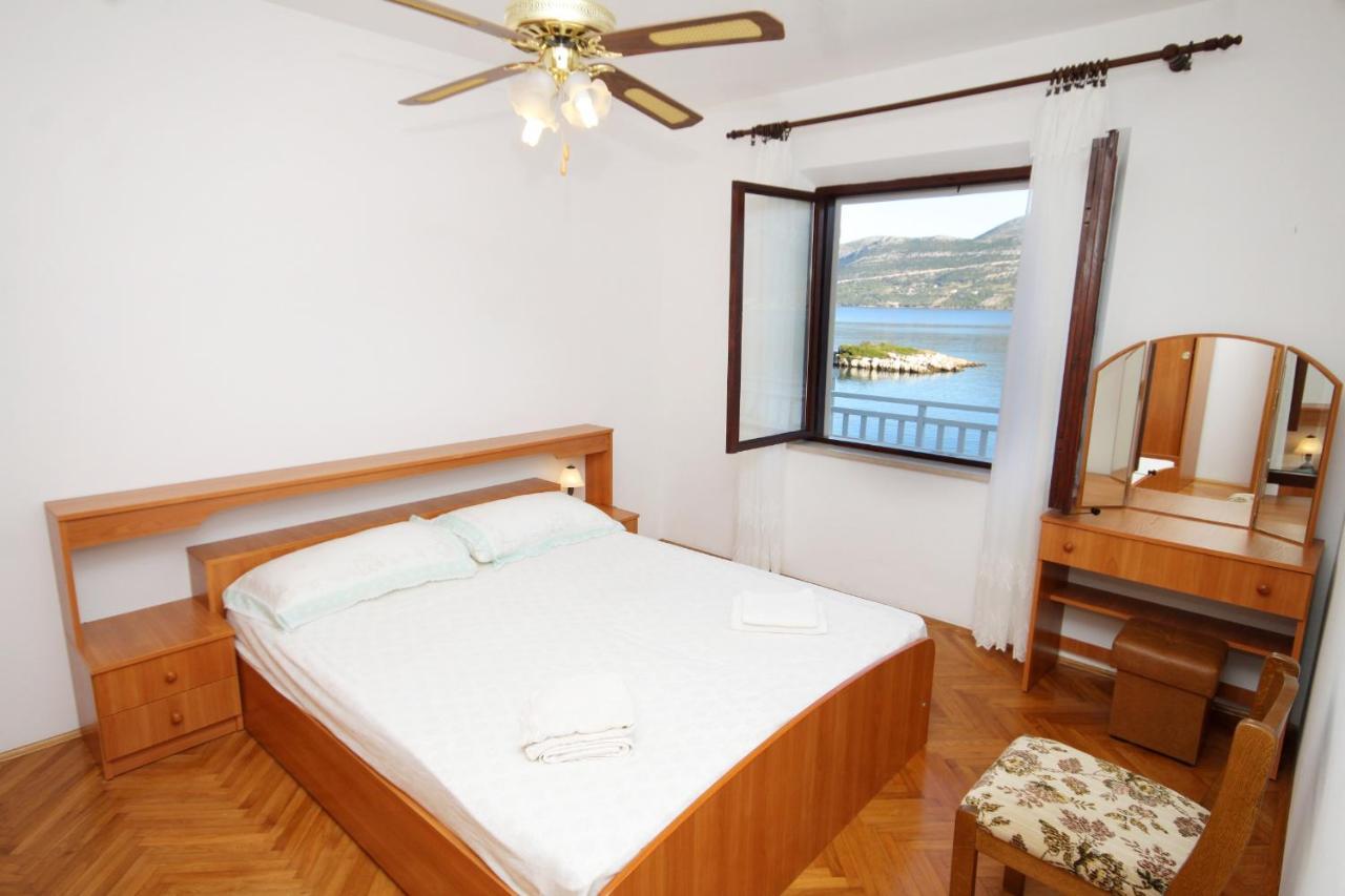 Apartments By The Sea Tri Zala, Korcula - 9237 Zrnovo Exterior photo